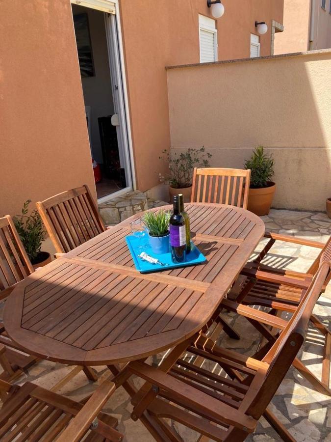 Holiday House Matej Вир Екстер'єр фото