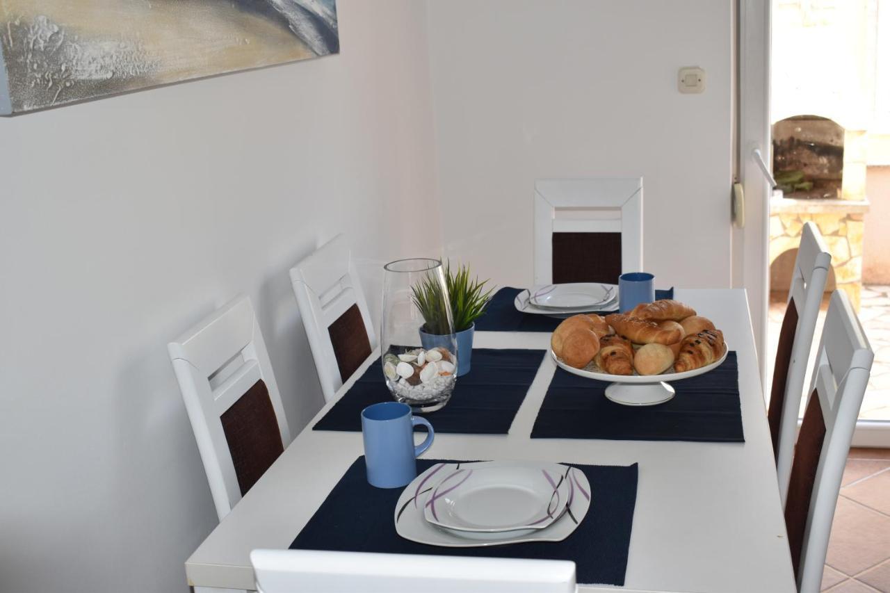 Holiday House Matej Вир Екстер'єр фото