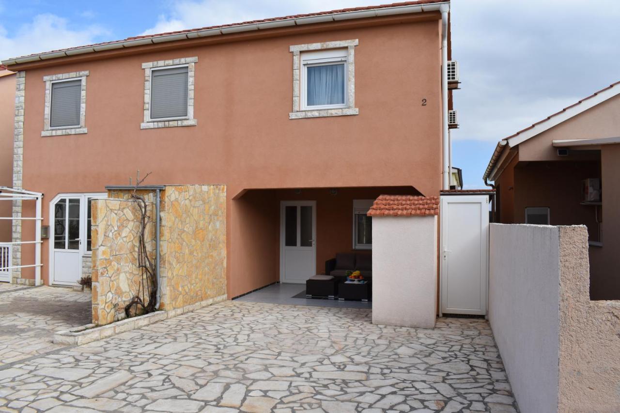 Holiday House Matej Вир Екстер'єр фото