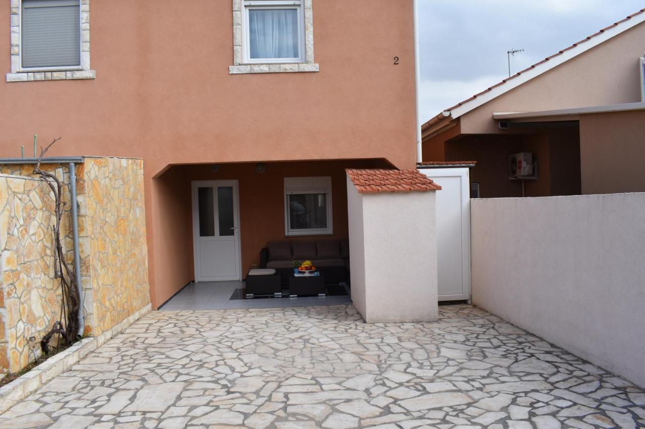 Holiday House Matej Вир Екстер'єр фото